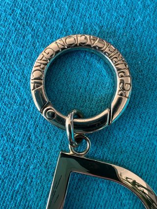 Portachiavi lettera D Purification García oro