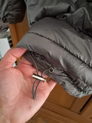 Chaqueta larga acolchada mujer gris
