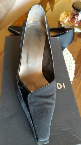Zapatos de vestir mujer negros Un solo mso. Talón 