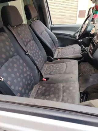 Asientos delanteros Mercedes Vito