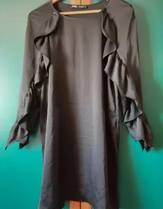 Vestido Zara Negro Talla M Volantes