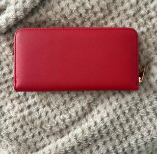 Cartera grande roja con cremallera
