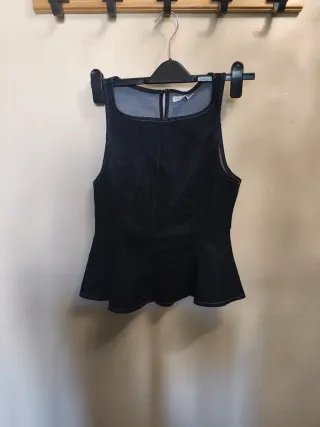 Top vaquero peplum Stradivarius Talla S