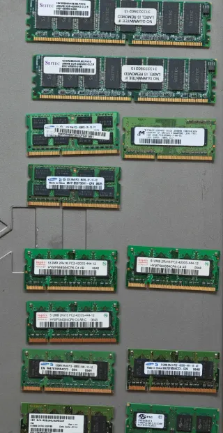 Memorias RAM DDR2 y DDR3 Kingston y Lenovo