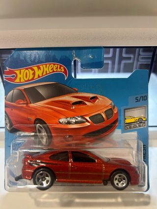 Hot Wheels 2021 Pontiac GTO Naranja