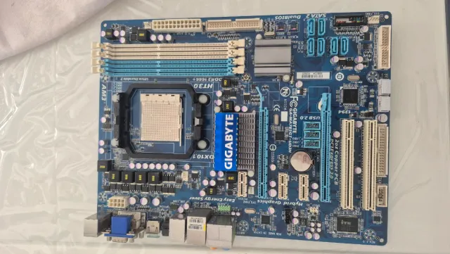 Scheda Madre Gigabyte AM3 GA-MA785GT-UD3H
