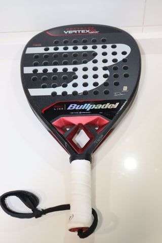 Pala Bullpadel Vertex 04 Comfort
