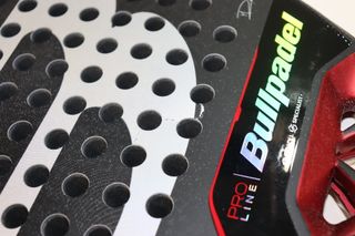 Pala Bullpadel Vertex 04 Comfort