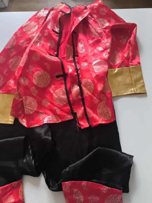 Disfraz Chino Rojo y Negro