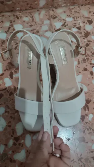 Sandalias blancas Primark mujer