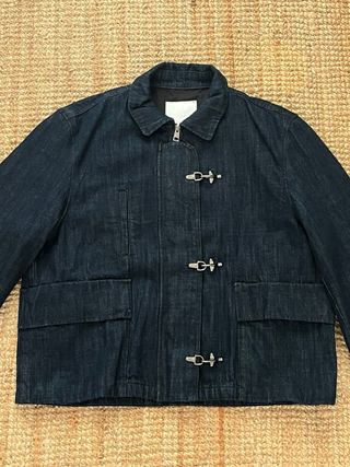 Chaqueta vaquera con alamares