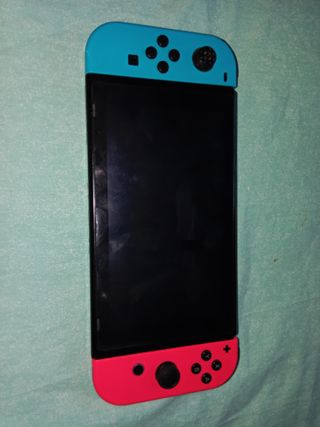 Nintendo Switch Azul y Rojo precio negociable 