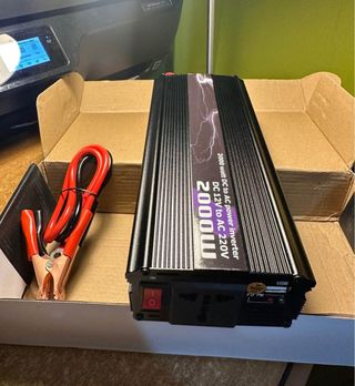 Inverter 2000W DC 12V AC 220V