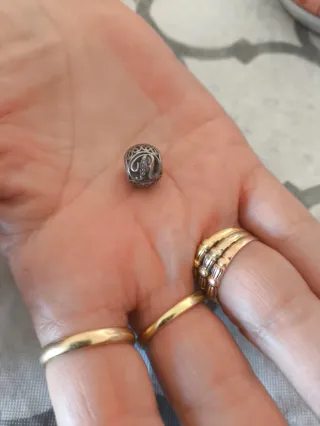Charm Pandora Letra R