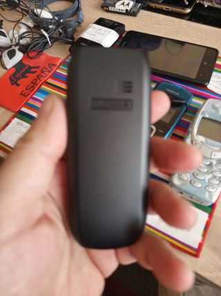 Set Nokia, caricabatterie regalo, cuffie.