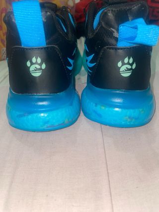 Zapatillas deportivas niño