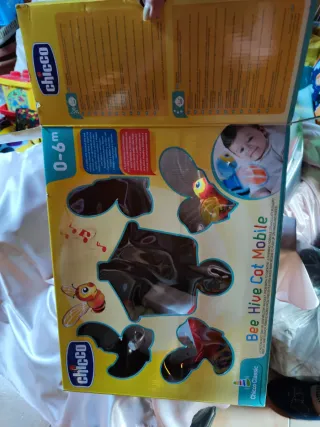 Chicco Bee Hive Cot Mobile