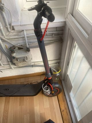Patinete Eléctrico Negro