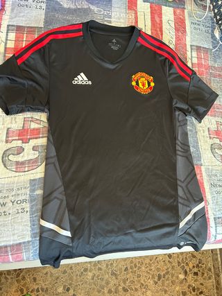 Camiseta Manchester United Adidas Negra Roja