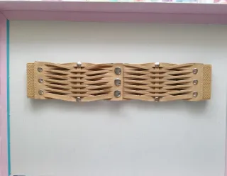 Cinturón ancho beige trenzado elastico