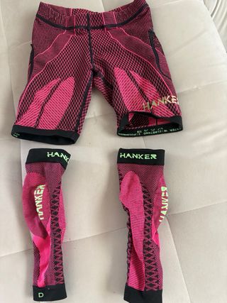 Mallas cortas y perneras compresivas