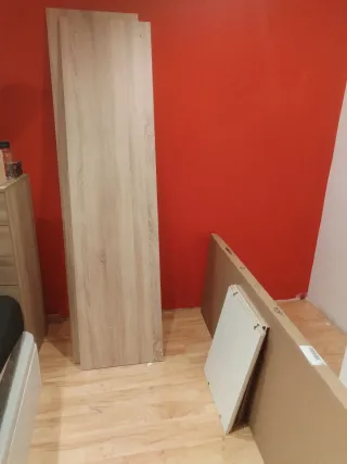 Se ensamblan  muebles 