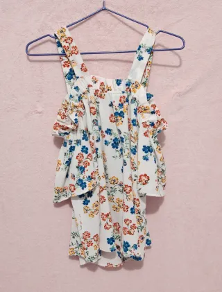 Blusa de flores de tirantes Primark talla L 40