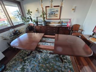 Mesa de comedor de ebanista