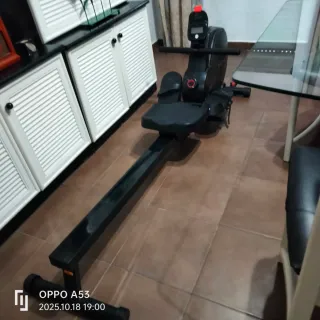 Máquina de Remo Negra
