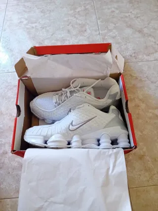 Nike Shox TL Plata y Blanco