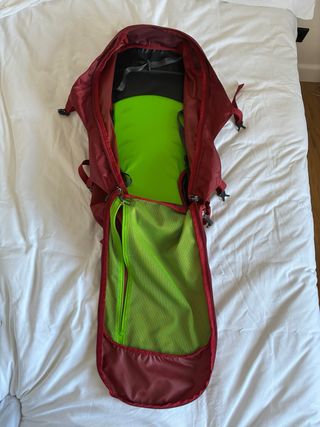 Mochila Osprey Farpoint 55 Roja