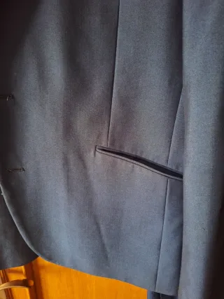 Traje de hombre azul talla 46