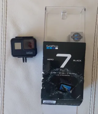 GoPro Hero 7 Black + Karmagrip + 3 batterie + ricarica