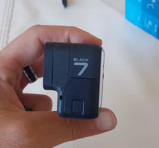 GoPro Hero 7 Black + Karmagrip + 3 batterie + ricarica