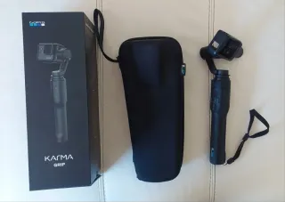GoPro Hero 7 Black + Karmagrip + 3 batterie + ricarica