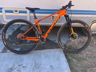 Ghost Lector Carbono 4.9 talla M