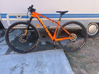 Ghost Lector Carbono 4.9 talla M