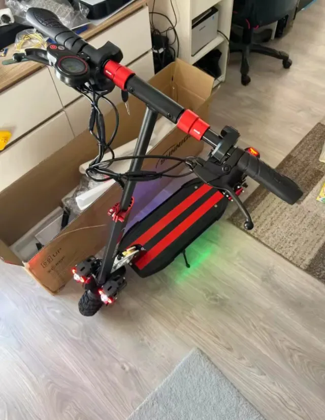 Patinete Eléctrico con Asiento 45km/h