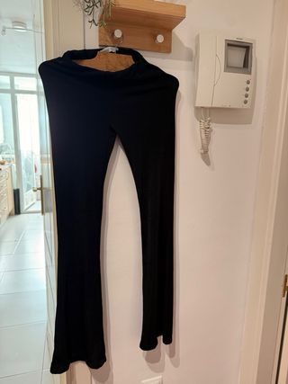 Pantalón Bershka Negro