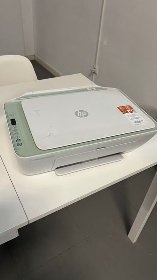 Impresora HP DeskJet 2722e