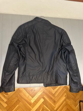 Cazadora Belstaff Encerada Negra