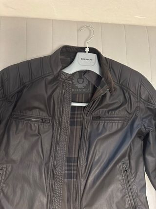 Cazadora Belstaff Encerada Negra