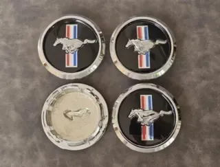  Ford Mustang 68mm Tapabujes Llantas Ruedas 