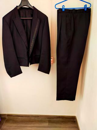 Traje de caballero elegante