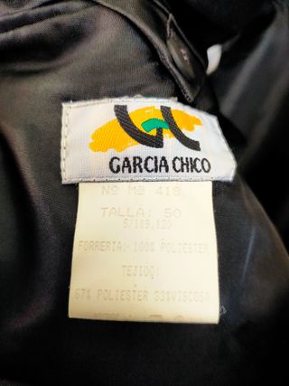 Traje de caballero elegante