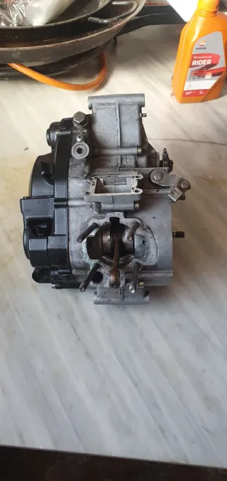 Motor AM6