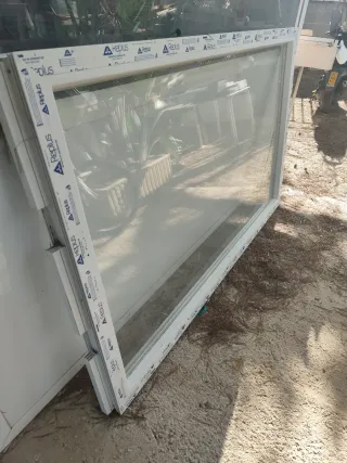 Marco de ventana PVC blanco nuevo