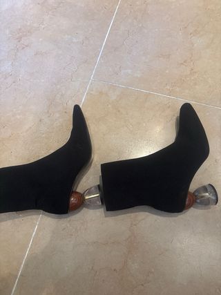 Botines Uterqüe Negros Tacón Transparente
