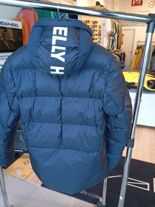 Chaqueta acolchada azul HH