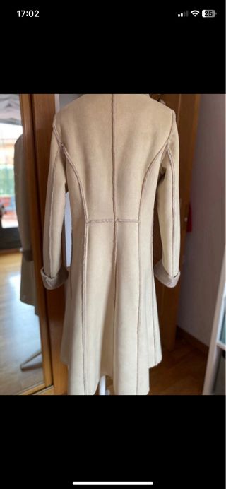 Abrigo largo beige